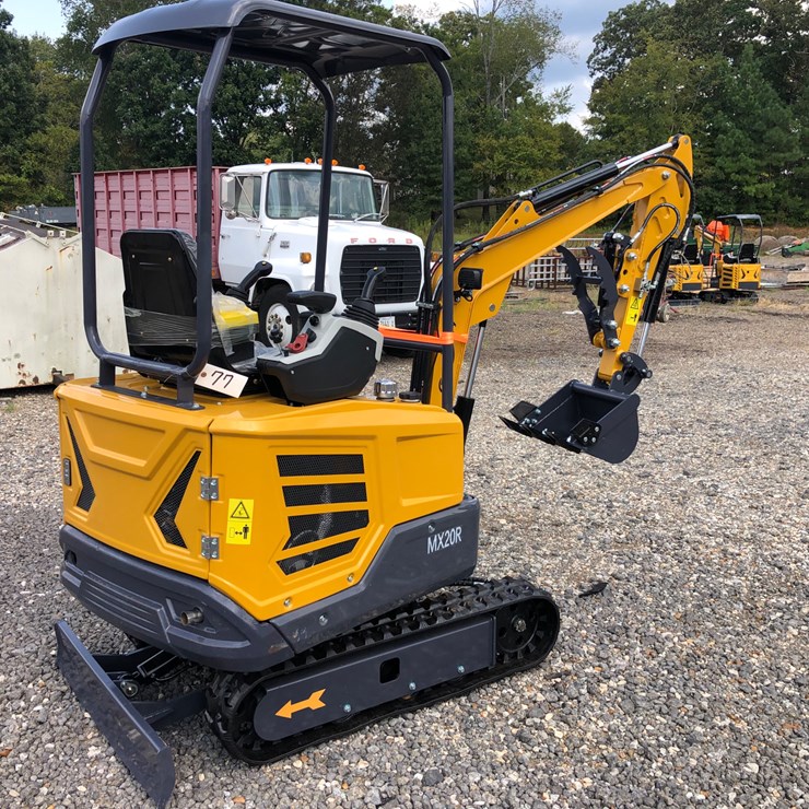 #77 • MX20R CFG MINI EXCAVATOR