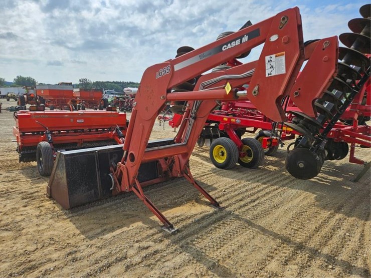 case-ih-l655-image-3