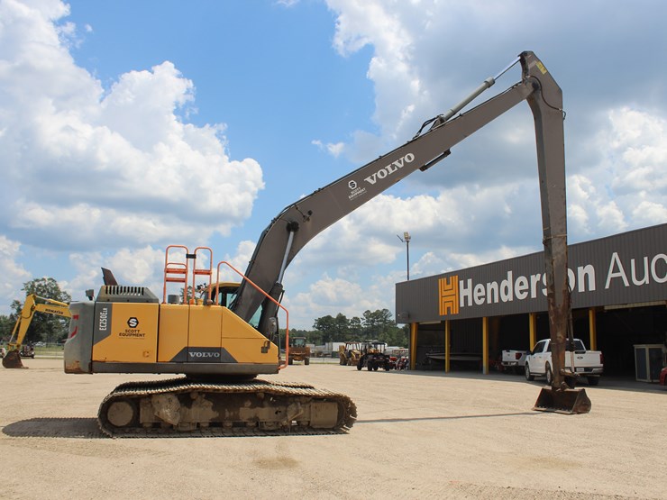 2017-volvo-ec250e-lr-image-6