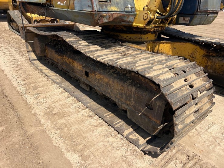 komatsu-pc150-5-image-17
