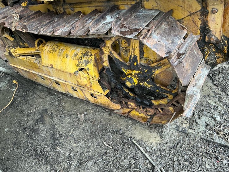 caterpillar-d2-image-22