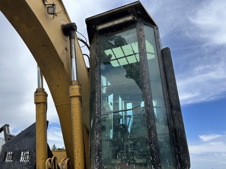 2006-caterpillar-320c-image-31