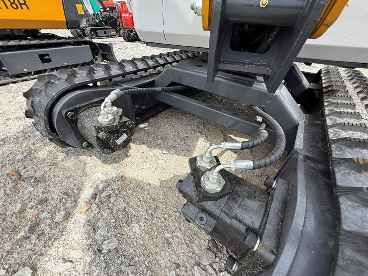 #220-•-#26489-•-unused-cfg-xz20r-mini-excavator-xz20r202507070018-image-9