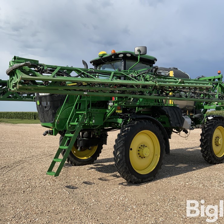 2020 JOHN DEERE R4044