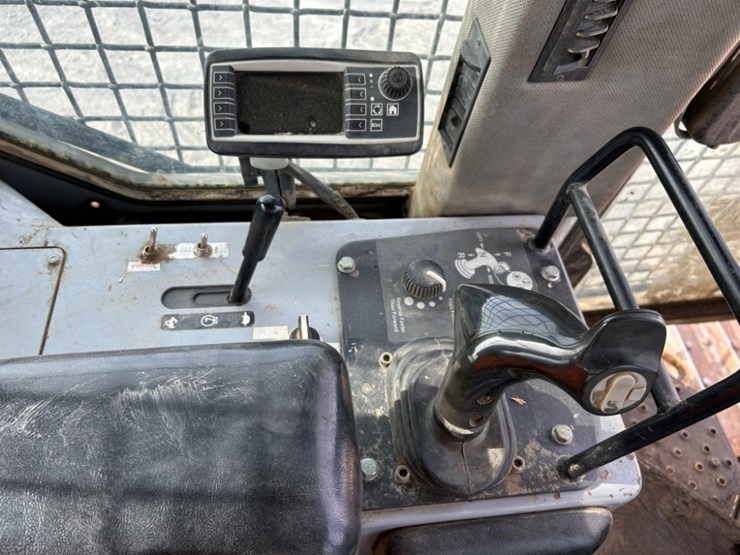 2003-deere-850c-image-15