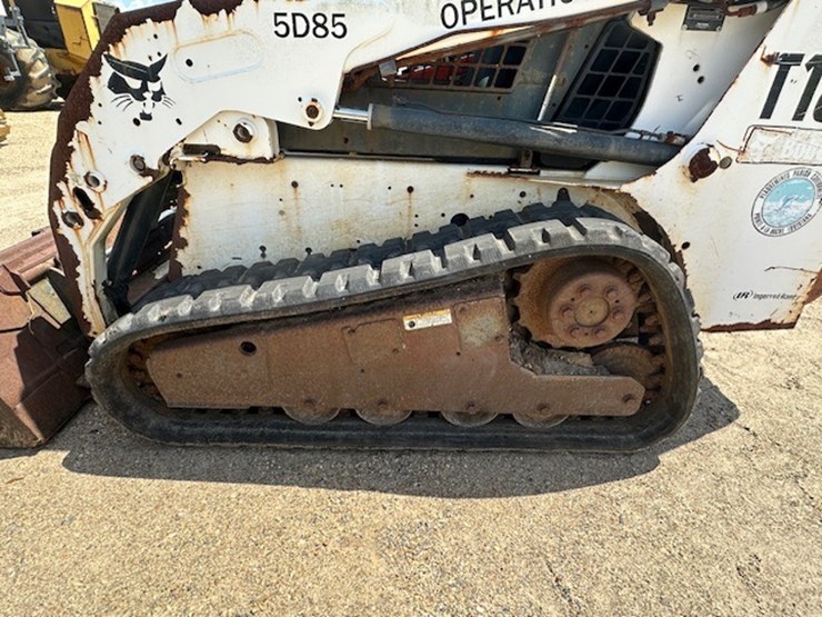 bobcat-t180-image-12