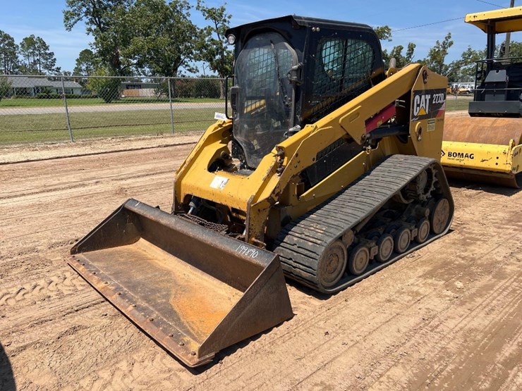 2016-caterpillar-277d-image-8