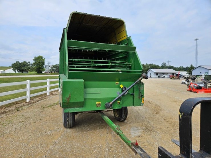 john-deere-714a-image-8