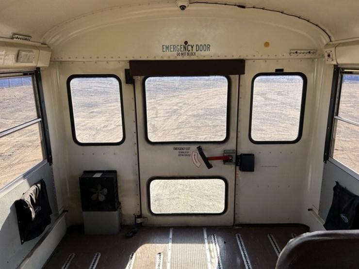 2013-ic-pb10500-school-bus-image-22
