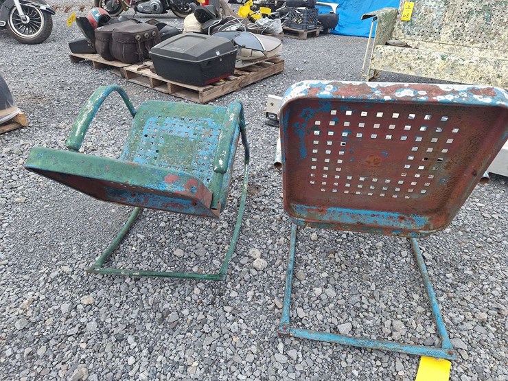 qty-(2)-metal-rocking-lawn-chairs-&-metal-glider-lawn-couch-image-17
