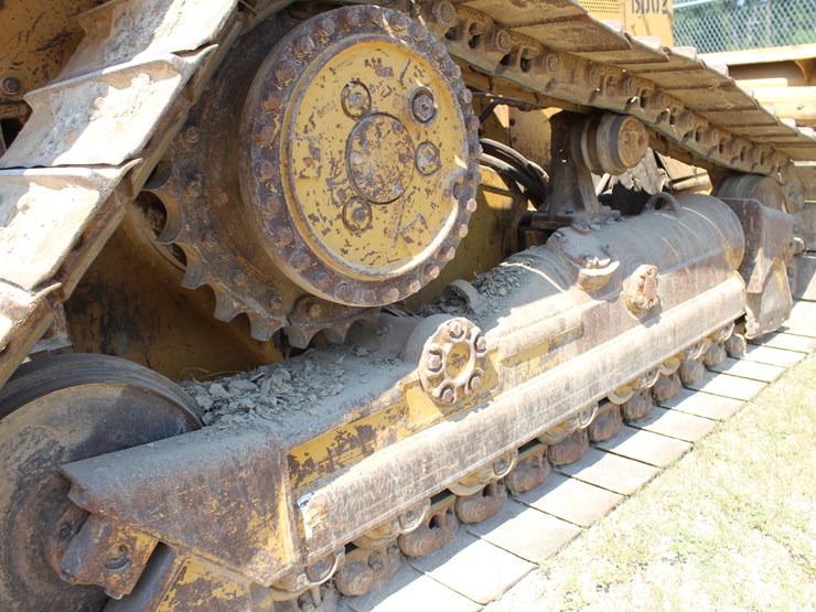 caterpillar-d5m-xl-image-10