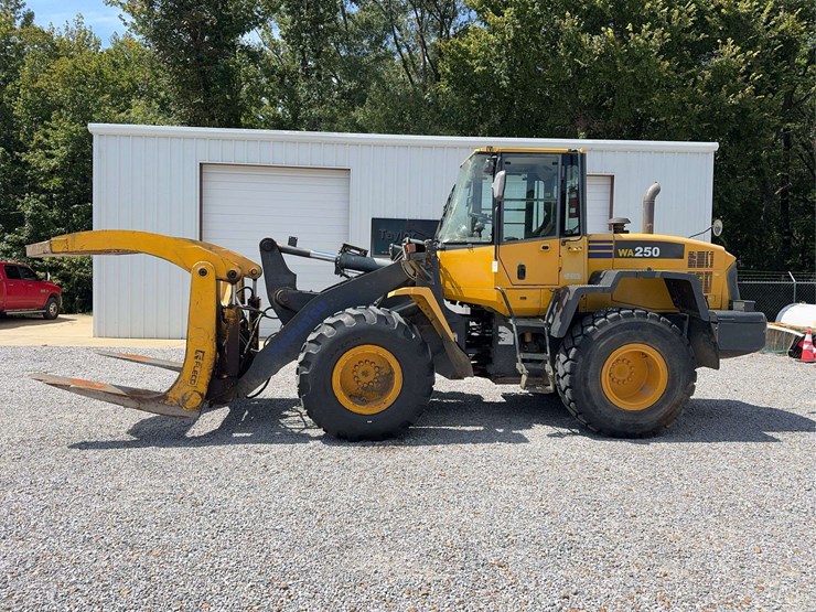 2012-komatsu-wa250-image-1