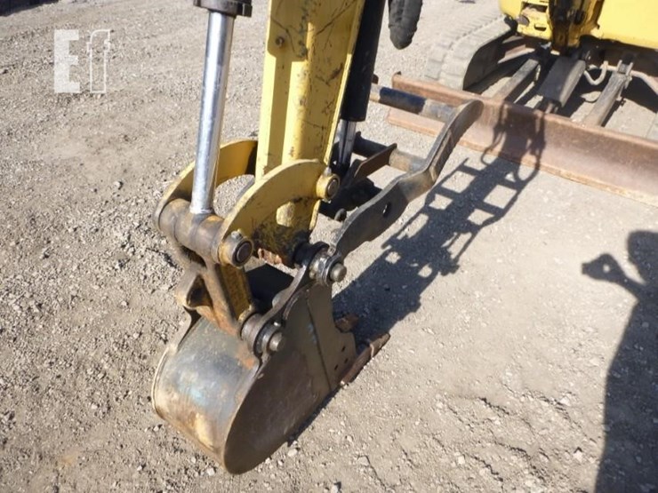 2012-caterpillar-303.5d-cr-image-17