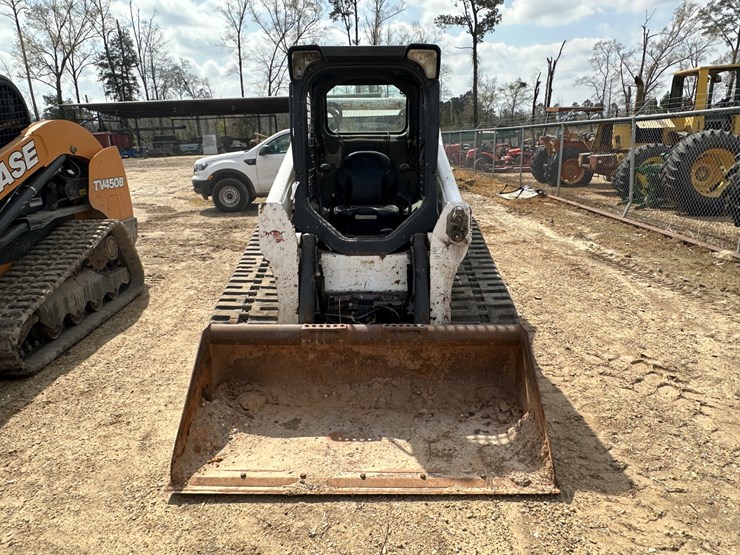 2014-bobcat-t750-image-5