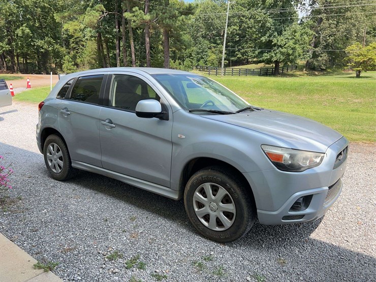 2012-mitsubishi-outlander-image-6