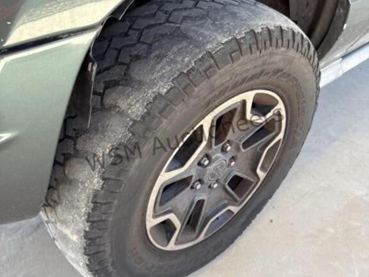 2004-jeep-grand-cherokee-image-25