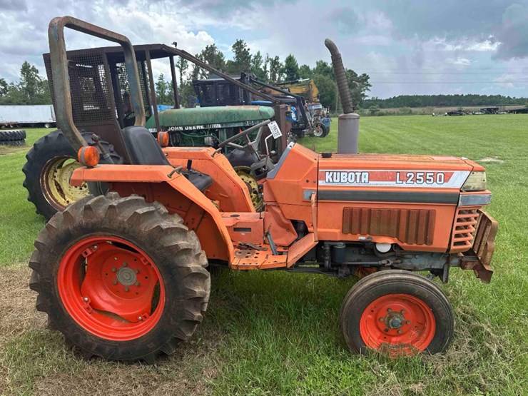 kubota-l2550-image-3