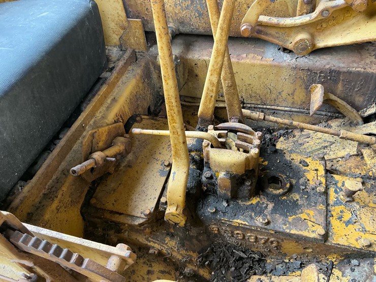 caterpillar-d2-image-46