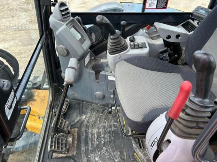 2023-deere-50g-image-15