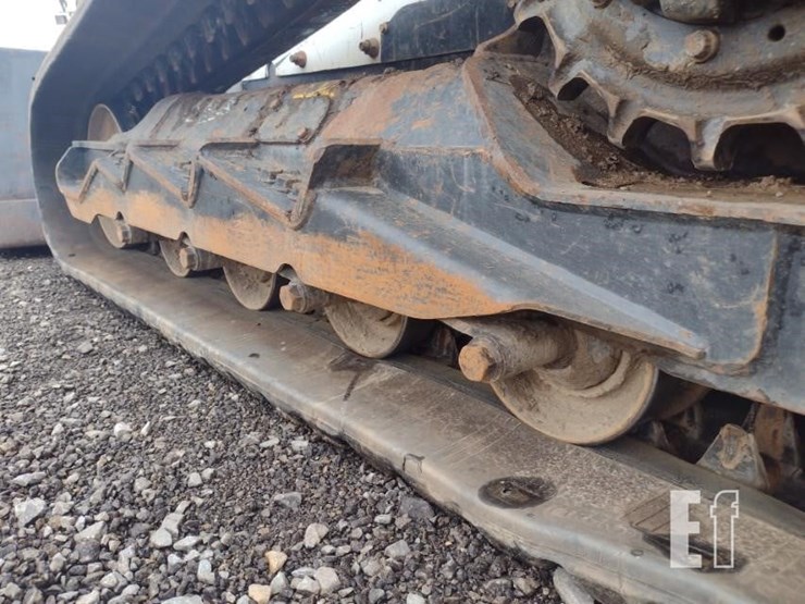 2019-bobcat-t770-image-25