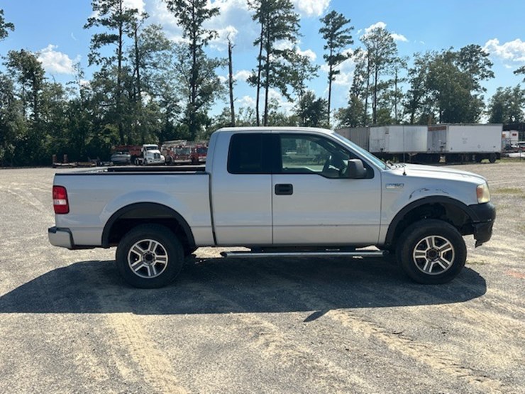 2004-ford-f150-image-7