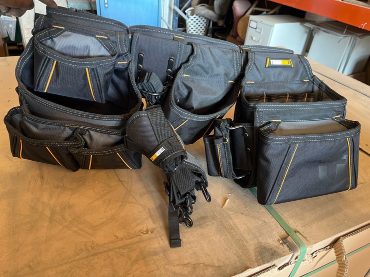 #33-•-toughbuilt-tool-bag-image-2