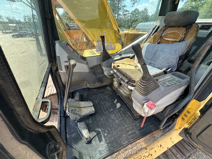 komatsu-pc160-lc-7ka-image-58