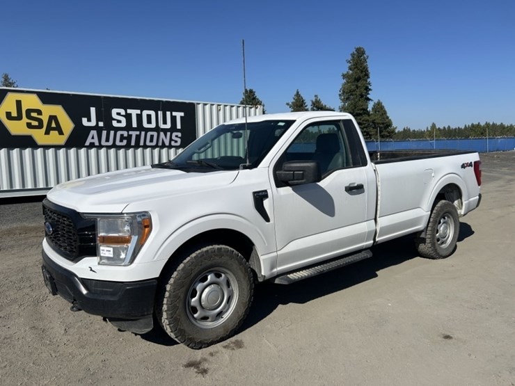 2022-ford-f150-xl-image-1