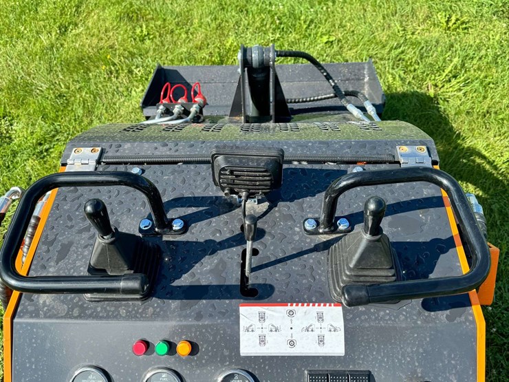 landhero-ldh-t460-mini-skid-steer-loader,-23-hp...-unused-image-7