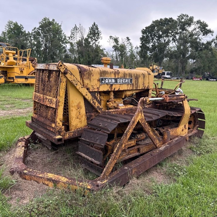 JOHN DEERE 730