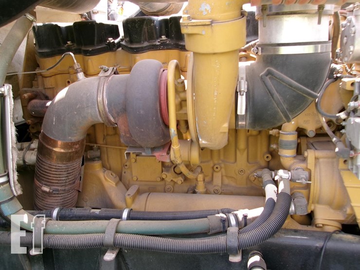 2005-peterbilt-379-image-8