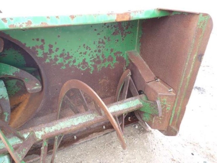 pronovost-84-in.-3-pt-hitch-snowblower-50920-image-16
