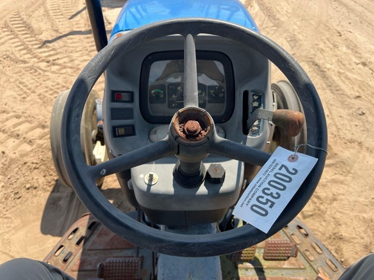 new-holland-tn75-image-24