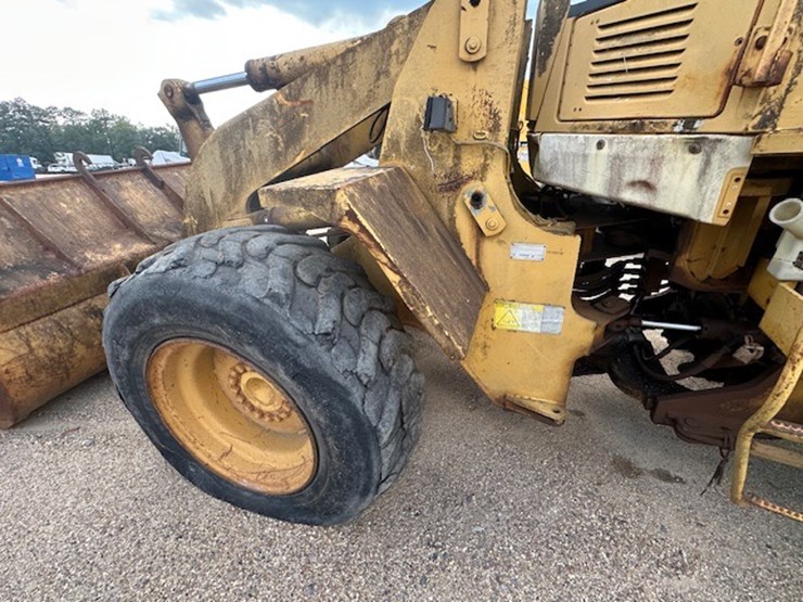 caterpillar-918f-image-18