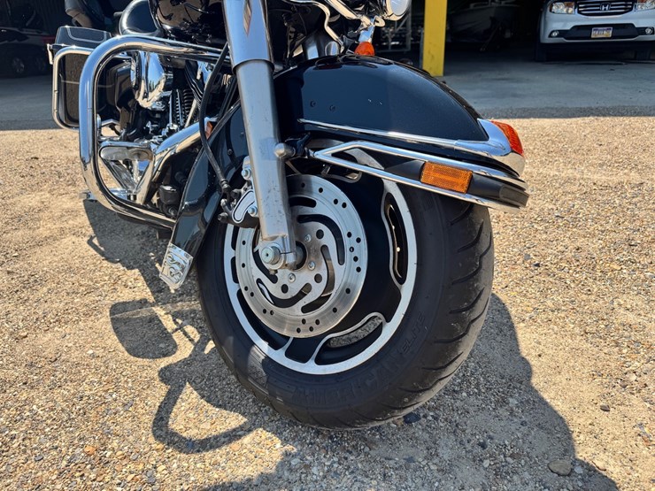 #112-•-2006-harley-street-glide-image-10