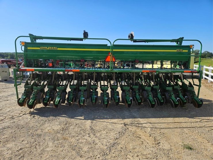 john-deere-1530-image-5
