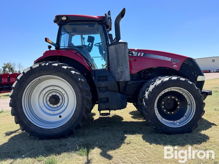 2016-case-ih-magnum-340-cvt-image-4