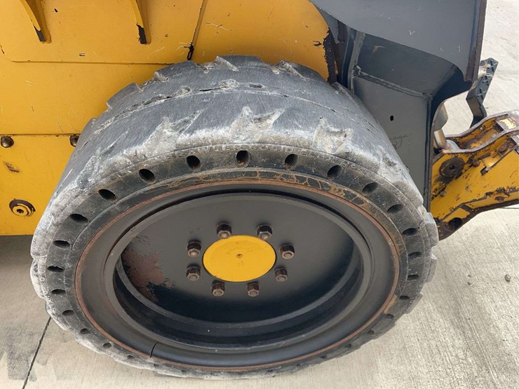 deere-314g-image-16