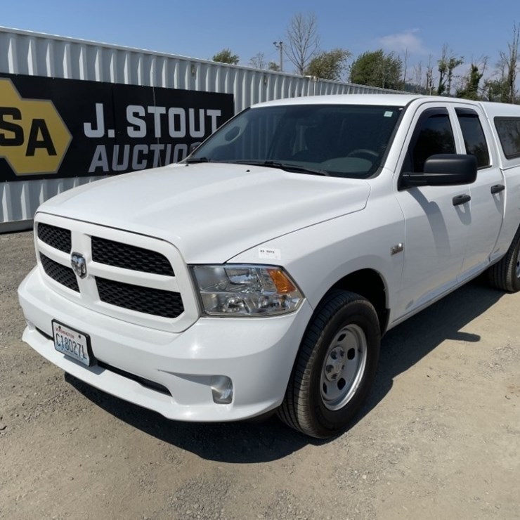 2017 Dodge Ram 1500 Crew Cab 4x4 Pickup