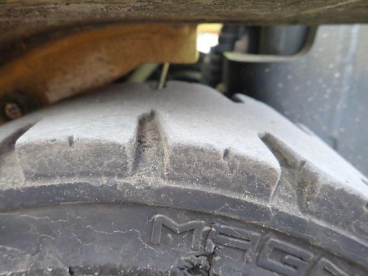 2017-caterpillar-2c3000-image-46