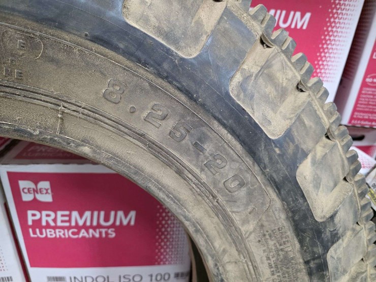 (1)-bf-goodrich-8.25-20-tire,-new-image-3
