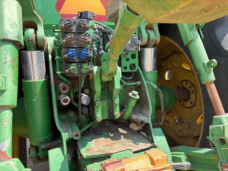 2009-john-deere-8345r-image-6