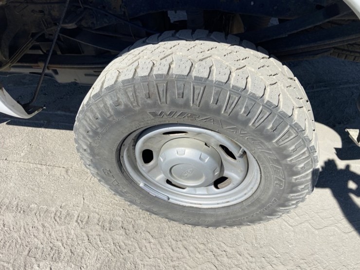2012-ford-f350-sd-image-36