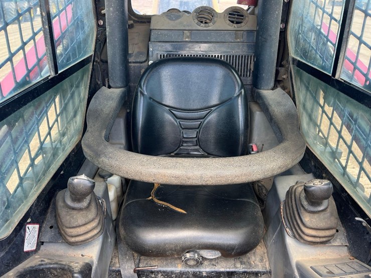 takeuchi-ts80r2-image-19