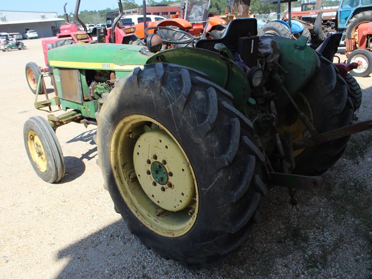 john-deere-2030-image-3