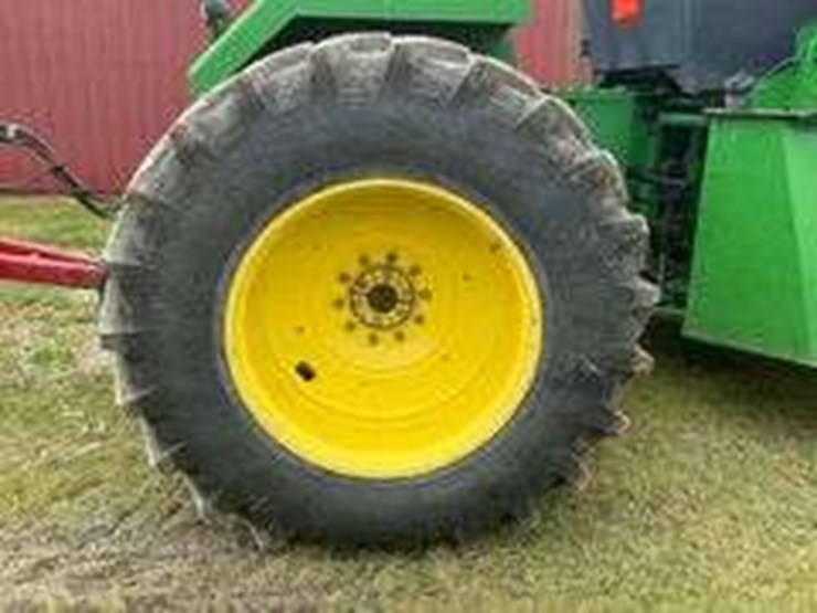 1993-john-deere-8770-image-24