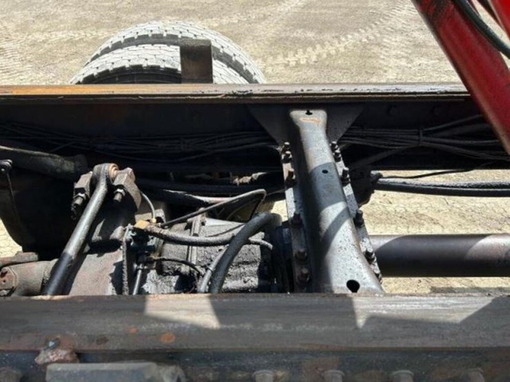 1999-mack-ch613-image-45
