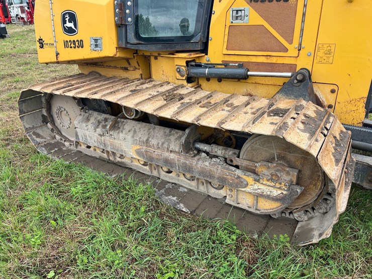 2016-deere-650k-lgp-image-14