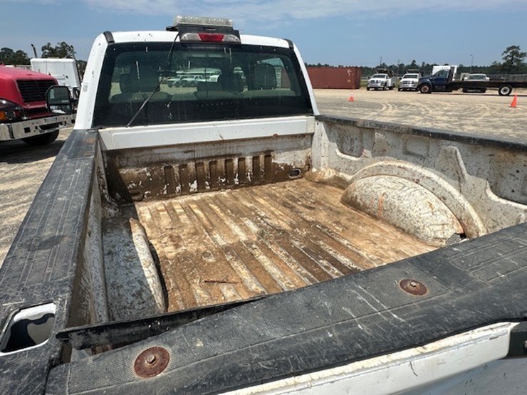 2019-ford-f250-image-12