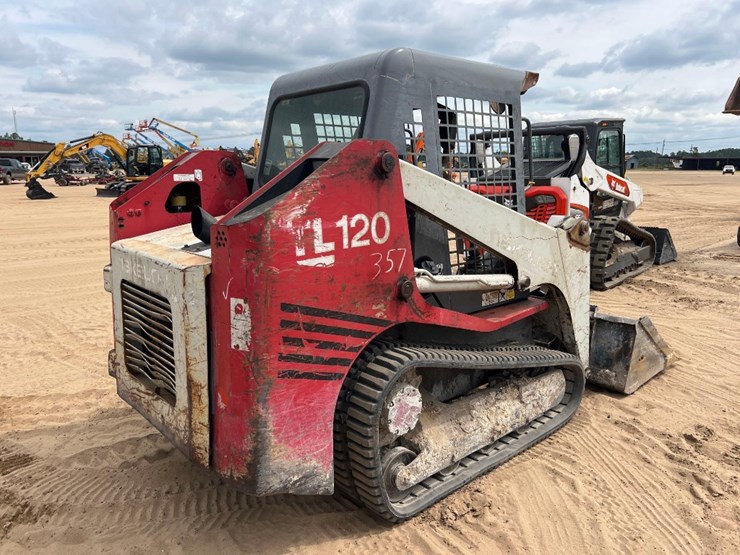 2008-takeuchi-tl120-image-4